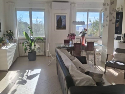 appartamento in vendita a La Spezia in zona Chiappa