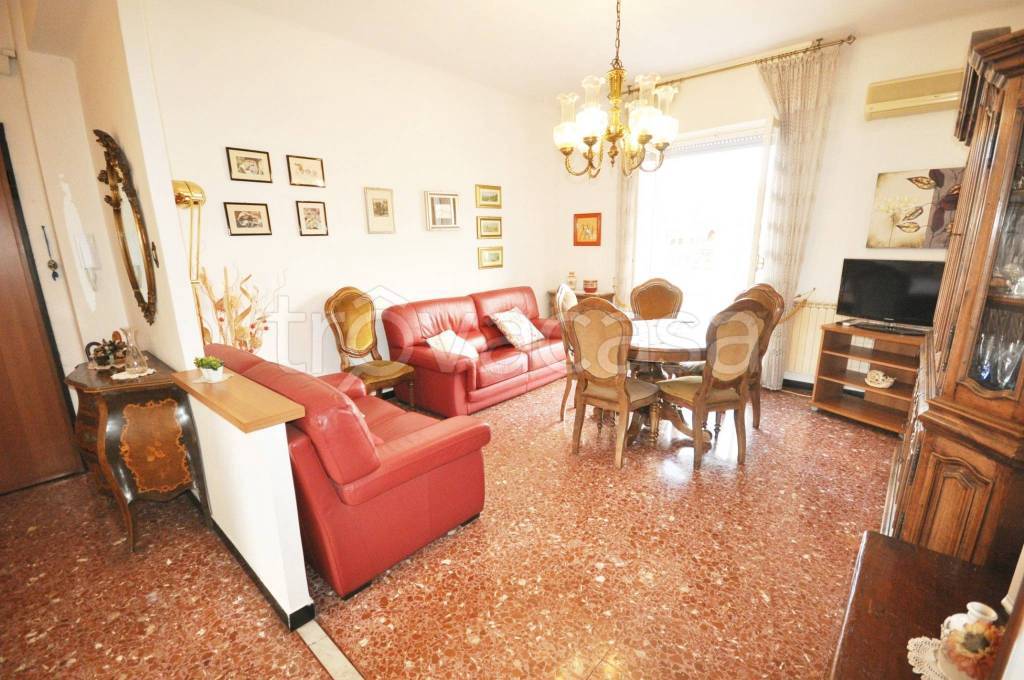 appartamento in vendita a La Spezia in zona Canaletto / Buonviaggio / Migliarina