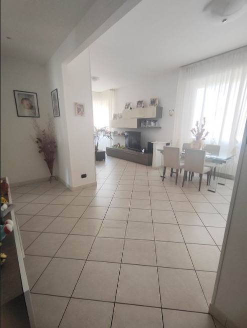 appartamento in vendita a La Spezia in zona Canaletto / Buonviaggio / Migliarina