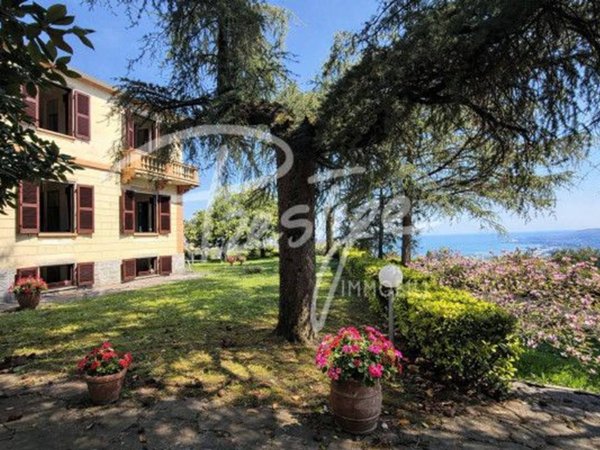 casa indipendente in vendita a La Spezia in zona La Foce / Sant'Anna