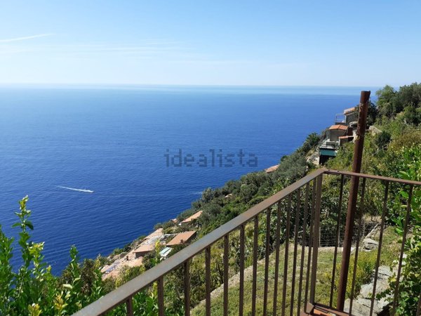 appartamento in vendita a La Spezia in zona Schiara