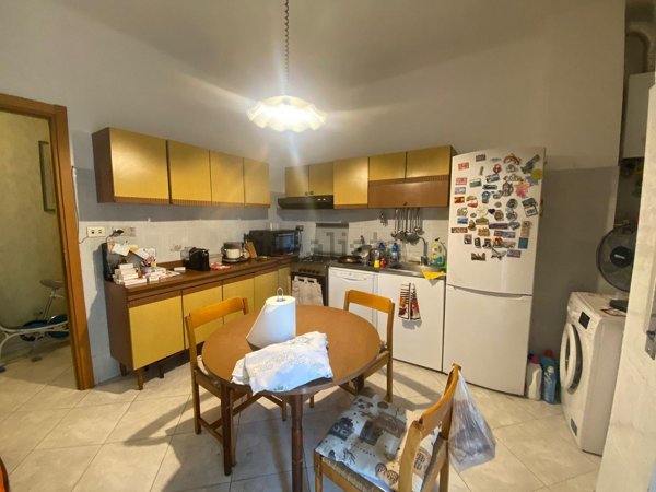 appartamento in vendita a La Spezia in zona Canaletto / Buonviaggio / Migliarina