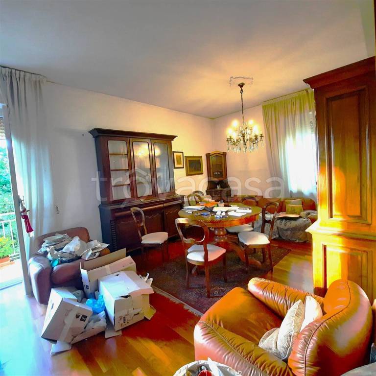 appartamento in vendita a La Spezia in zona Canaletto / Buonviaggio / Migliarina