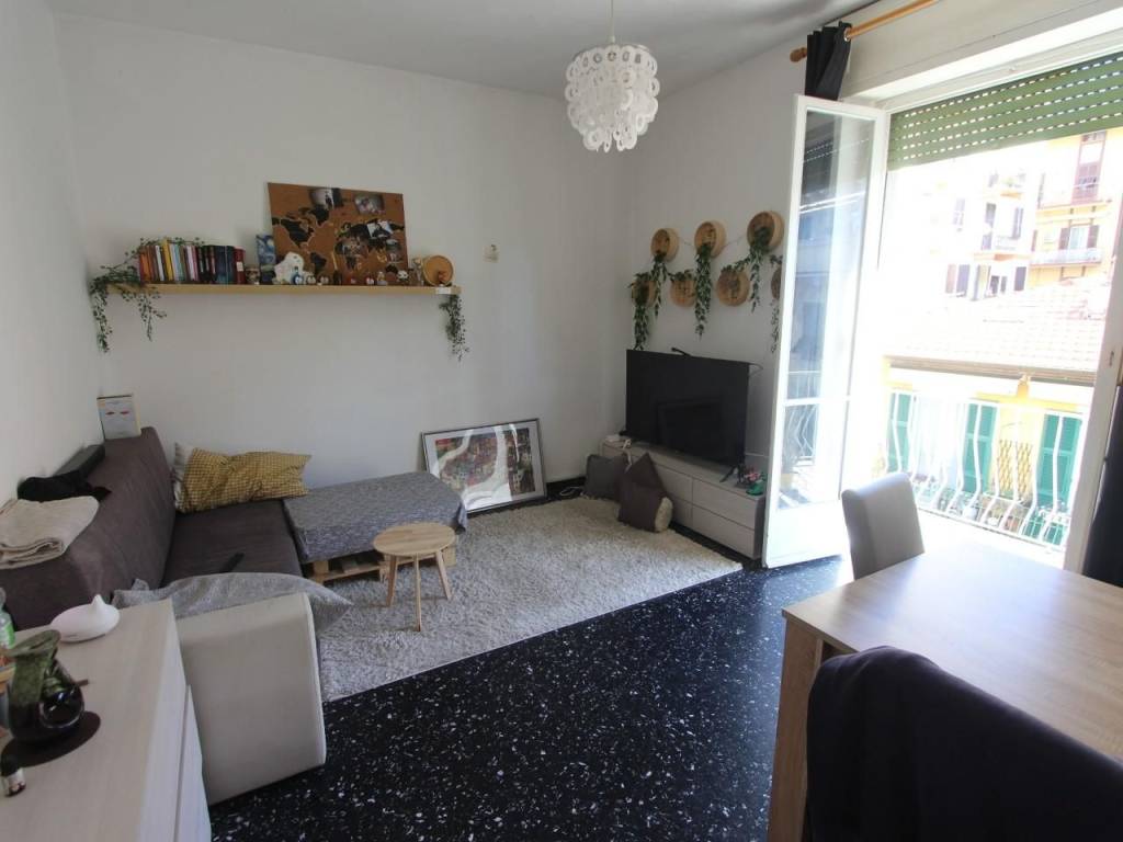 appartamento in vendita a La Spezia in zona Chiappa