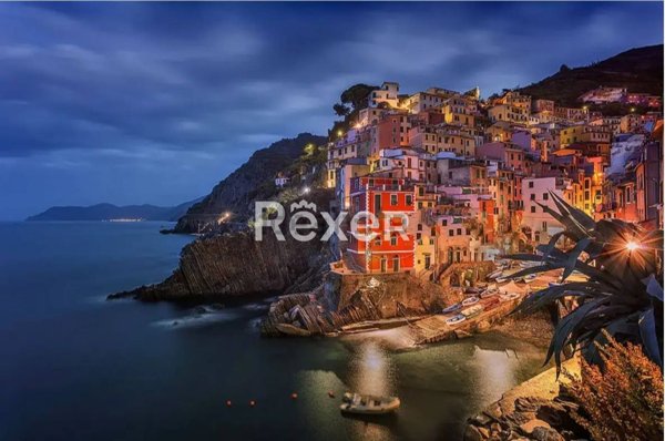 appartamento in vendita a La Spezia in zona Carozzo