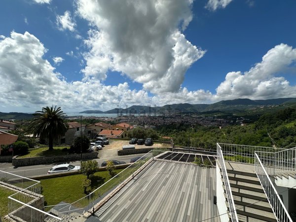 appartamento in vendita a La Spezia in zona Carozzo