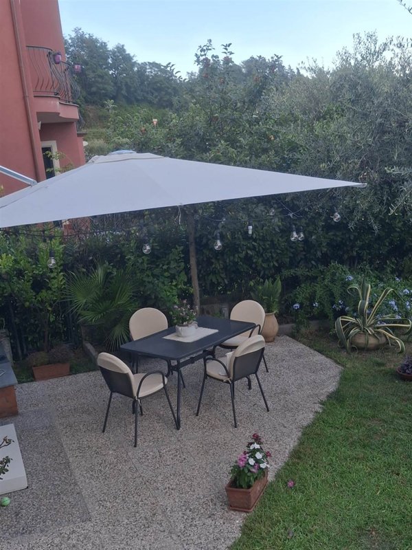 appartamento in vendita a La Spezia in zona Chiappa