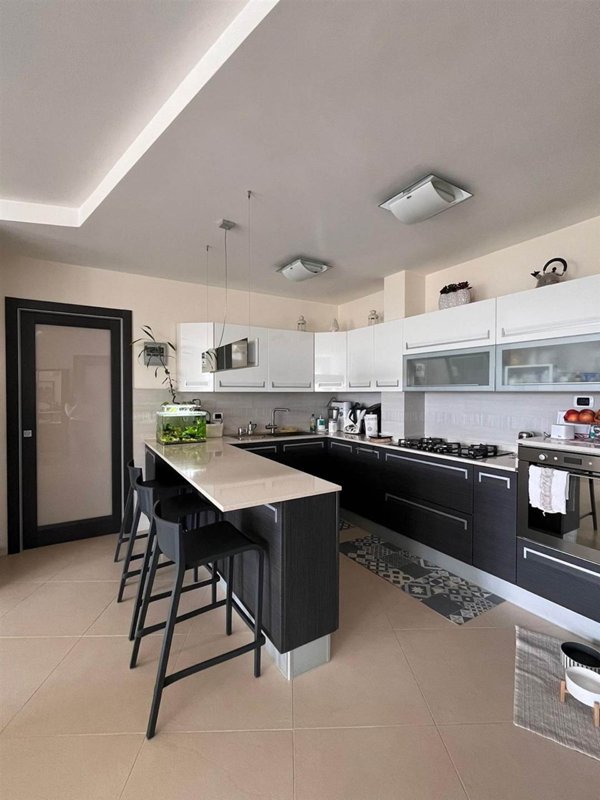 appartamento in vendita a La Spezia in zona Chiappa