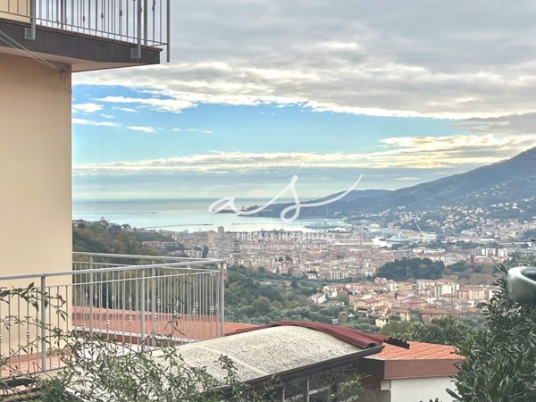 appartamento in vendita a La Spezia in zona Sarbia