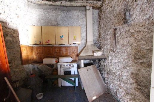 appartamento in vendita a La Spezia in zona Monesteroli