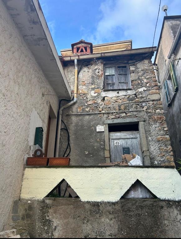 casa indipendente in vendita a La Spezia in zona San Venerio