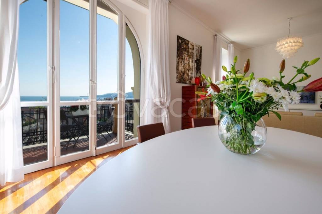 appartamento in vendita a La Spezia in zona Centro Storico