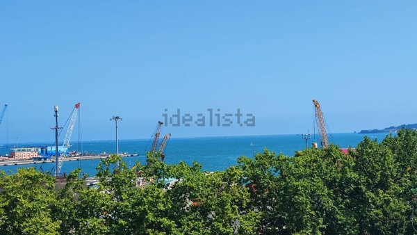 appartamento in vendita a La Spezia in zona Centro Storico