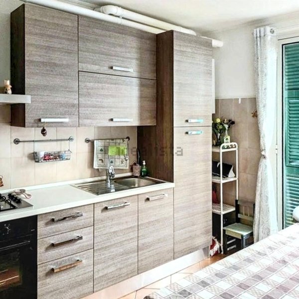 appartamento in vendita a La Spezia in zona Canaletto / Buonviaggio / Migliarina