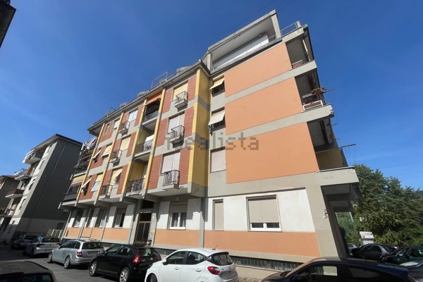 appartamento in vendita a La Spezia in zona Canaletto / Buonviaggio / Migliarina