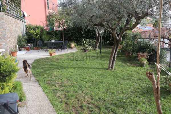 appartamento in vendita a La Spezia in zona Chiappa