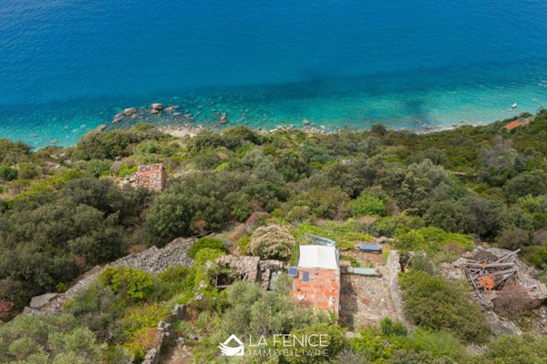 appartamento in vendita a La Spezia in zona Campiglia