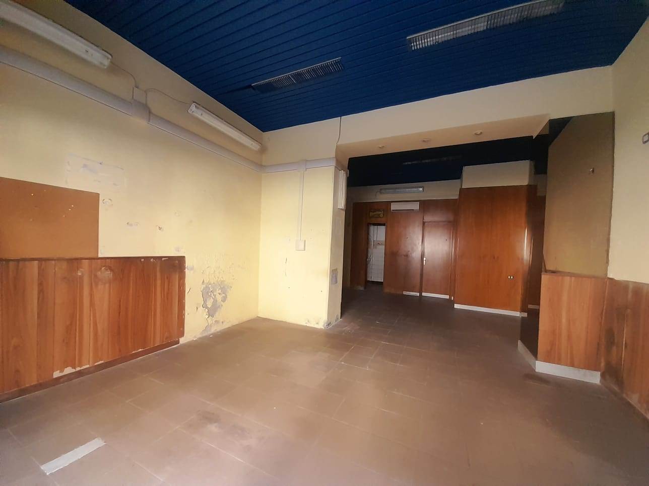 negozio in vendita a La Spezia in zona Centro Storico