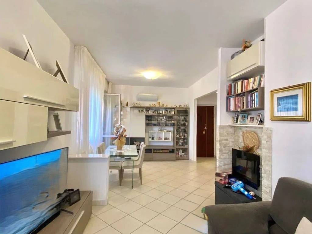 appartamento in vendita a La Spezia in zona Canaletto / Buonviaggio / Migliarina