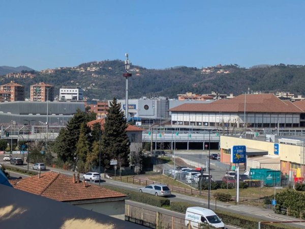 intera palazzina a La Spezia in zona Canaletto / Buonviaggio / Migliarina