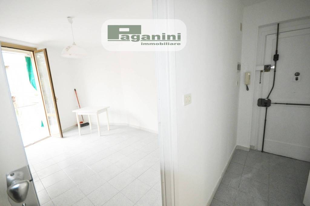 appartamento in vendita a La Spezia in zona Canaletto / Buonviaggio / Migliarina