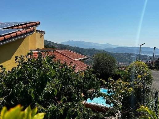 casa indipendente in vendita a La Spezia in zona La Foce / Sant'Anna