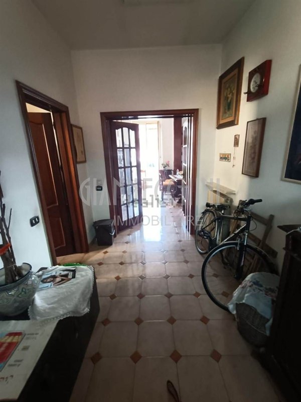 appartamento in vendita a La Spezia in zona Canaletto / Buonviaggio / Migliarina