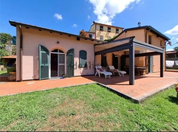 casa indipendente in vendita a La Spezia in zona Centro Storico