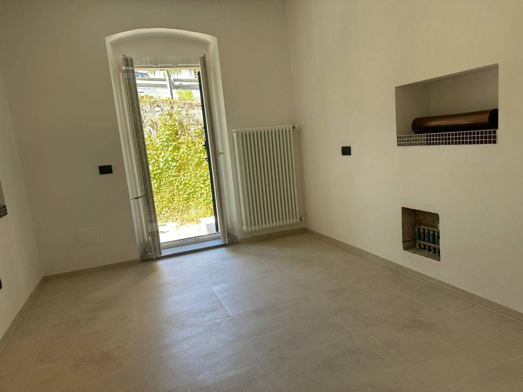 appartamento in vendita a La Spezia in zona Pitelli