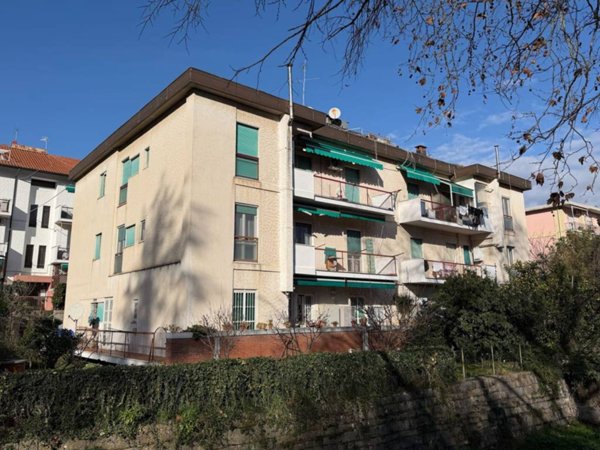 appartamento in vendita a La Spezia in zona Chiappa