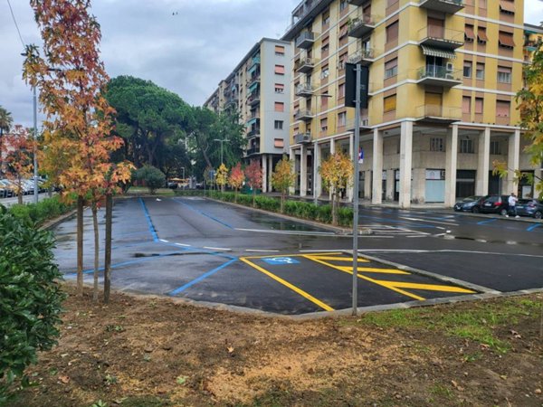 negozio in vendita a La Spezia