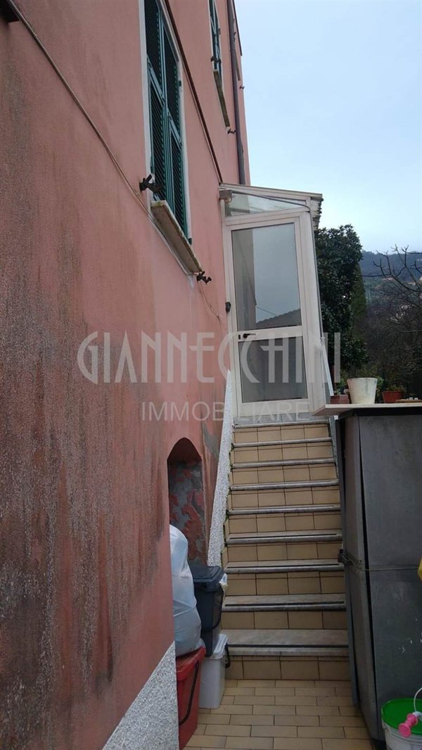 appartamento in vendita a La Spezia in zona Marola