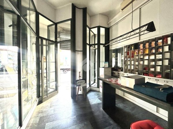 negozio in vendita a La Spezia in zona Canaletto / Buonviaggio / Migliarina