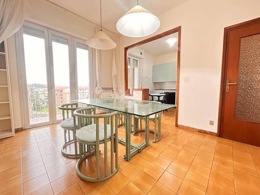 appartamento in vendita a La Spezia in zona Canaletto / Buonviaggio / Migliarina