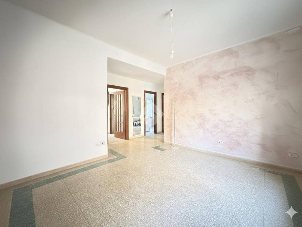 appartamento in vendita a La Spezia in zona Canaletto / Buonviaggio / Migliarina