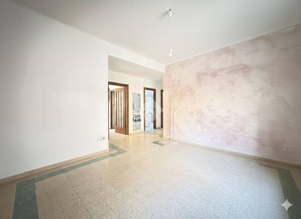 appartamento in vendita a La Spezia in zona Canaletto / Buonviaggio / Migliarina