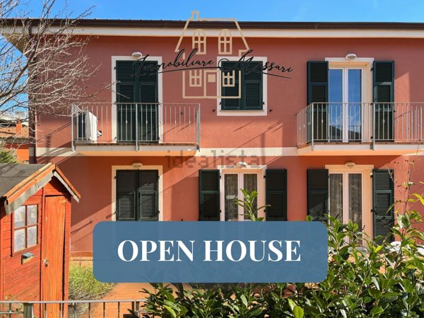 casa semindipendente in vendita a La Spezia in zona Chiappa