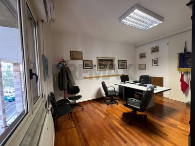 ufficio in vendita a La Spezia in zona Centro Storico