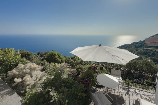 casa indipendente in vendita a La Spezia in zona Marola