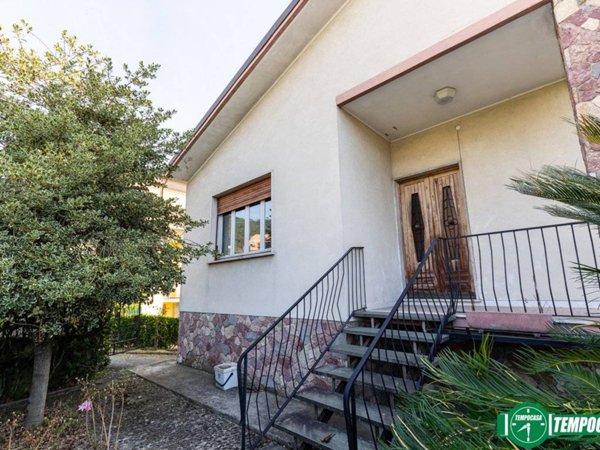 casa indipendente a La Spezia in zona Canaletto / Buonviaggio / Migliarina