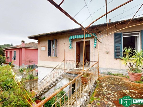 appartamento in vendita a La Spezia in zona Canaletto / Buonviaggio / Migliarina