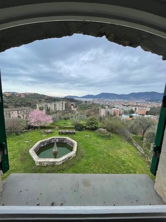 appartamento in vendita a La Spezia in zona San Venerio