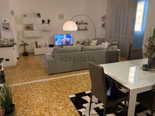 appartamento in vendita a La Spezia in zona Canaletto / Buonviaggio / Migliarina