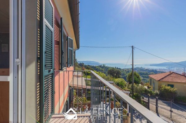 casa indipendente in vendita a La Spezia