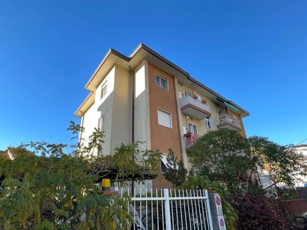 appartamento in vendita a La Spezia in zona Chiappa