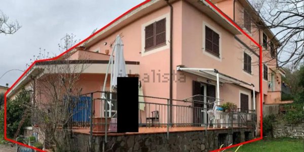 casa indipendente in vendita a La Spezia in zona Montepertico