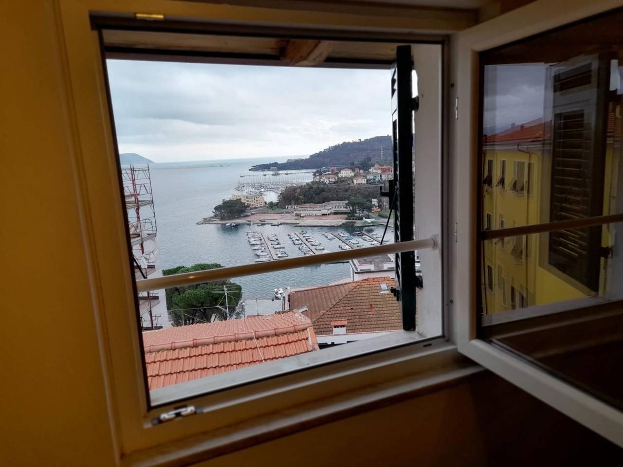 appartamento in vendita a La Spezia in zona Cadimare