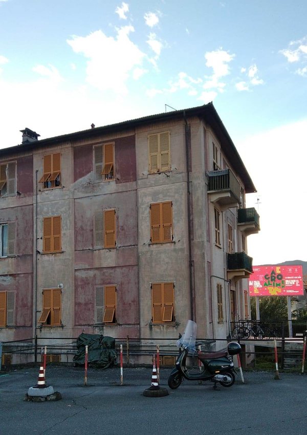 appartamento in vendita a La Spezia in zona Canaletto / Buonviaggio / Migliarina