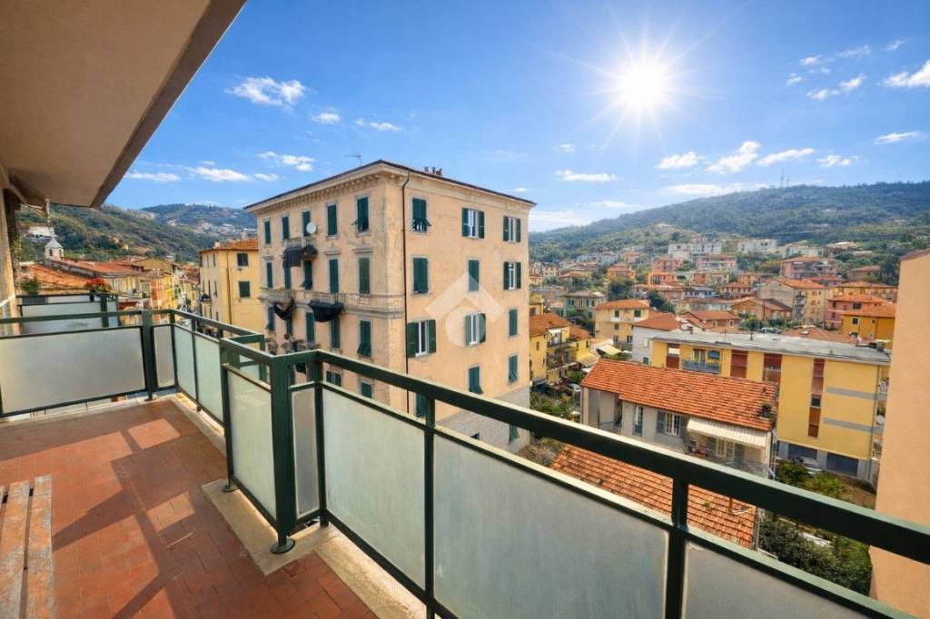 appartamento in vendita a La Spezia in zona Chiappa