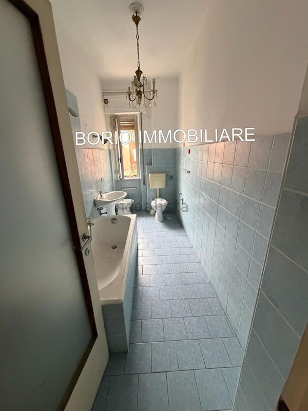 appartamento in vendita a La Spezia in zona Canaletto / Buonviaggio / Migliarina